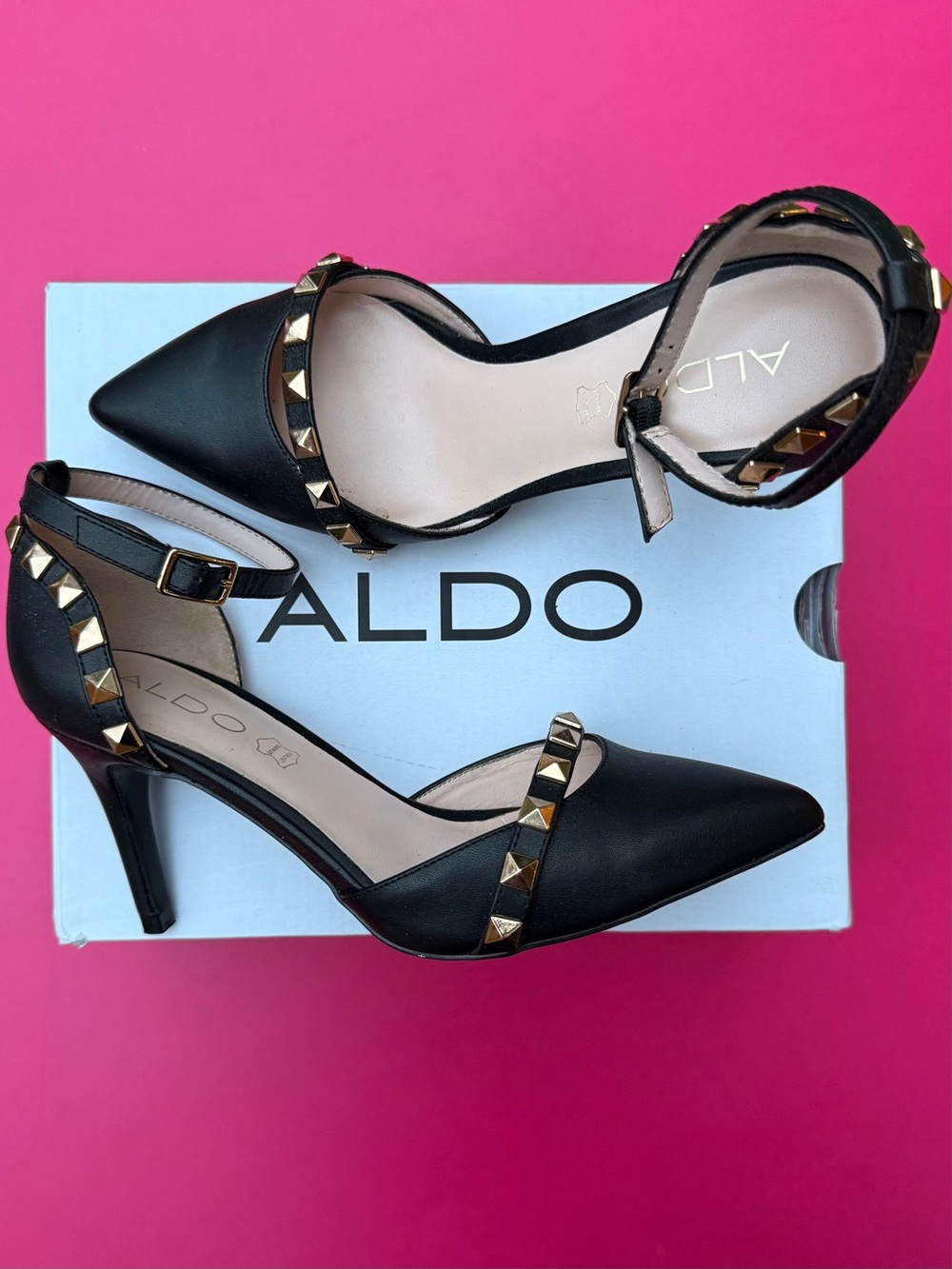 Aldo Drevia Black Faux Leather Studded Pointed Toe Ankle Strap Pump Heels Size 7